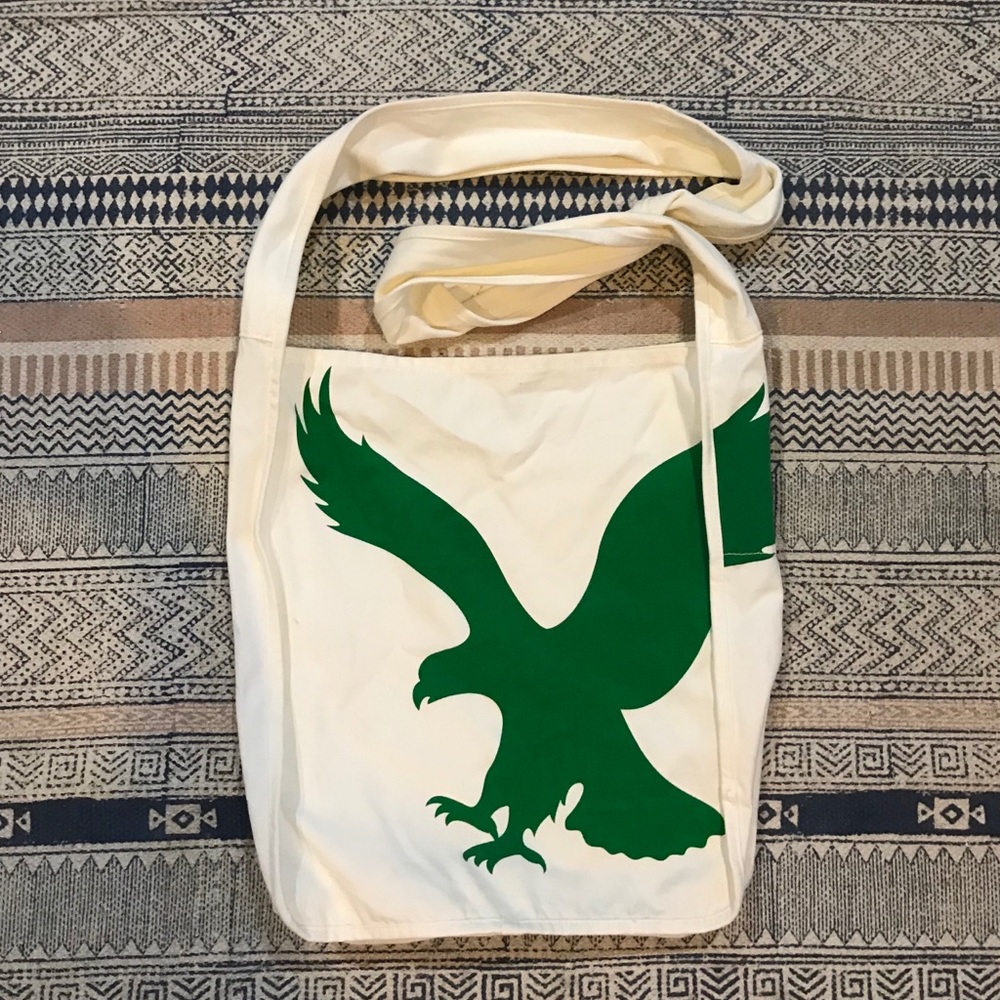 american eagle tote
